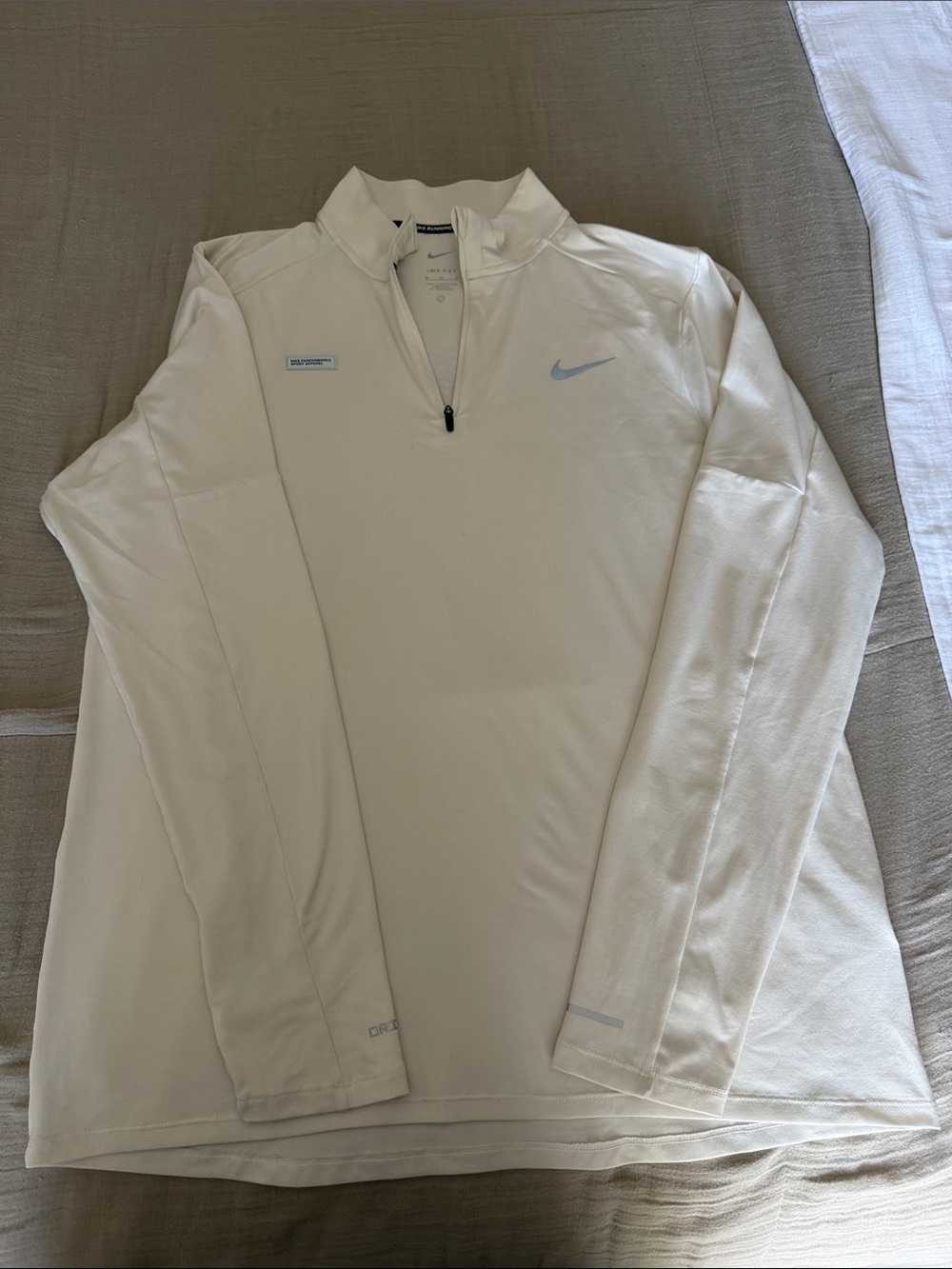 Nike Running Men’s White Lightweight Quarter-Zip Training Top